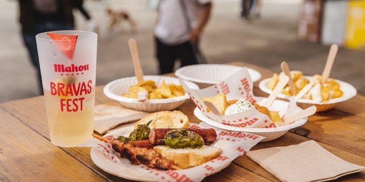 Mahou Bravas Fest Valencia 2025: el gran festival de patatas bravas vuelve a la ciudad frente al mar