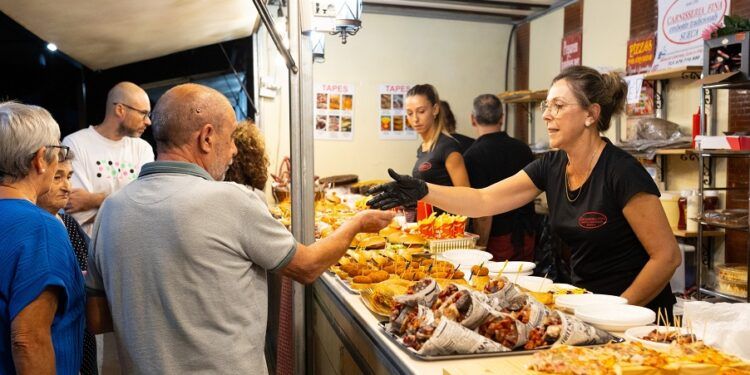 La fiesta gastronómica «Menja’t Sollana» alcanza su X edición con tapas, talleres y espectáculos