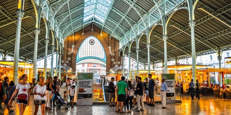 La Mostra de Productes Marca Parcs Naturals llega al Mercado de Colón con sabor y naturaleza