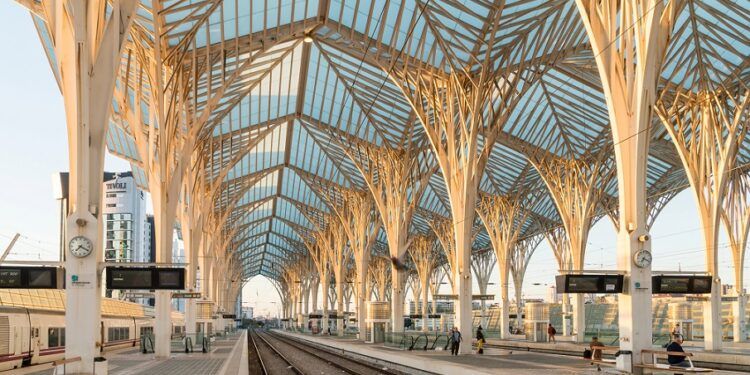 Maravillas y desastres de Santiago Calatrava: luces y sombras del arquitecto valenciano del exceso