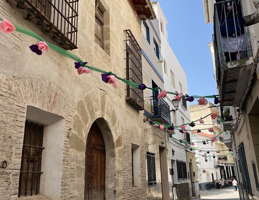 Gestalgar se viste bonito con el proyecto «Calles Engalanadas» como símbolo de esperanza rural