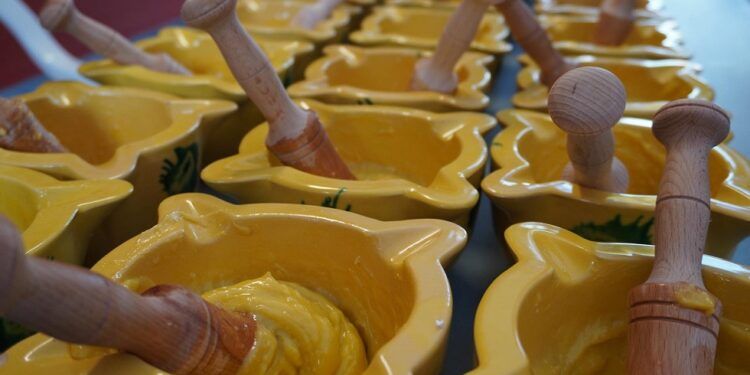 Puertas abiertas en los talleres de cerámica de Manises con muestras, actividades y venta directa