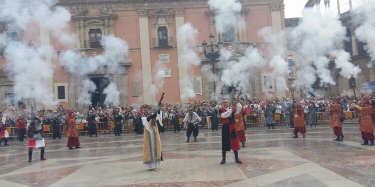 Gran mercado medieval y fiestas de Moros y Cristianos por el 9 d’Octubre de 2025 en Valencia