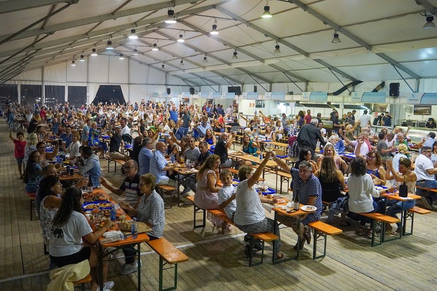 La mayor fiesta del marisco de España regresa a Valencia con una gran carpa tematizada