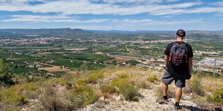 La Penya de Sant Dídac: ruta a una cima con vistas y los restos de la ermita de San Diego de Alcalá