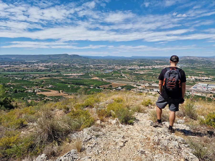 La Penya de Sant Dídac: ruta a una cima con vistas y los restos de la ermita de San Diego de Alcalá