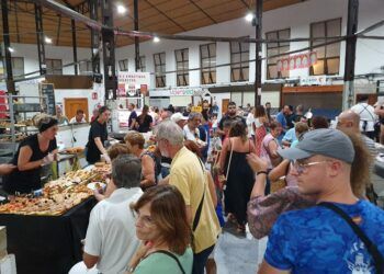 Tasta La Plaça vuelve a Sueca con dos noches de tapas, gastronomía local y espectáculos gratuitos