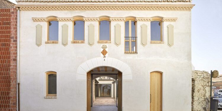 Centros culturales municipales de Valencia: 5 espacios para disfrutar de la cultura en la ciudad