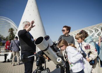 La Ciutat de les Arts i les Ciències programa en septiembre observaciones astronómicas gratuitas