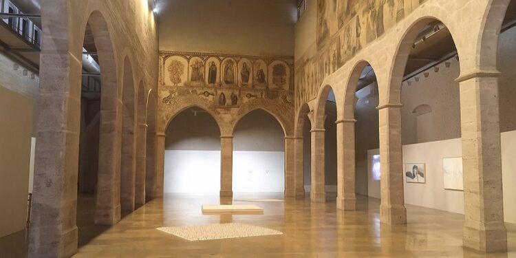 El Almudín de Valencia se convierte en centro de recepción de visitantes del Santo Cáliz