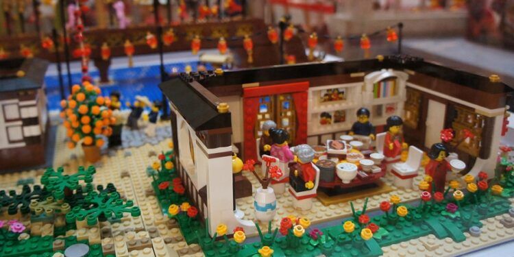 Feria Friki en Torrent este sábado con exposición y talleres Lego: plan gratuito para toda la familia