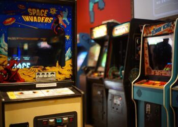 Retroplay, la gran feria gratuita de videojuegos clásicos, regresa a Torrent más grande que nunca