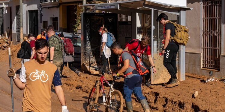El Bono Comercio Dana se amplía a todos los empadronados en la provincia de Valencia