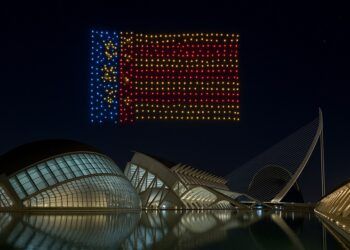Valencia suspende el espectáculo con 200 drones de la Ciutat de les Arts i les Ciències