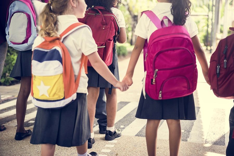 Nuevas ayudas directas sin burocracia para familias, escolares y universitarios afectados por la dana