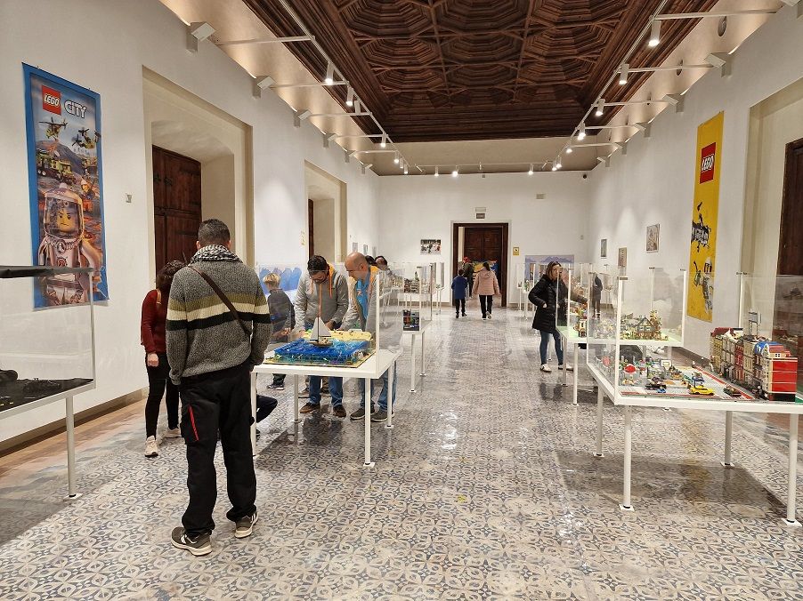 La mayor exposición de Lego de la Comunitat Valenciana vuelve a Alaquàs con más magia que nunca