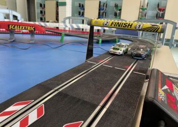 Scalextric llega a Valencia con una gran exposición interactiva para jugar y competir en pistas