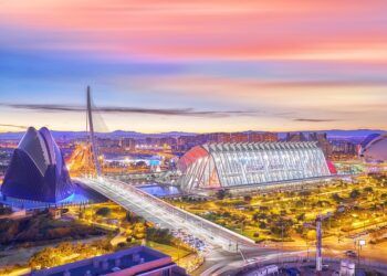 Valencia gana el premio ‘Ciudad del Año’ en los prestigiosos Food and Travel Magazine Awards