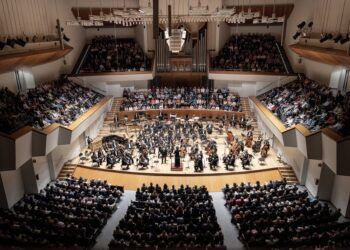 Valencia celebra la festividad de Santa Cecilia dando la bienvenida a la Navidad con música