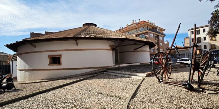 El Museo del Vino de la DO Utiel Requena, la única bodega redonda productiva de España