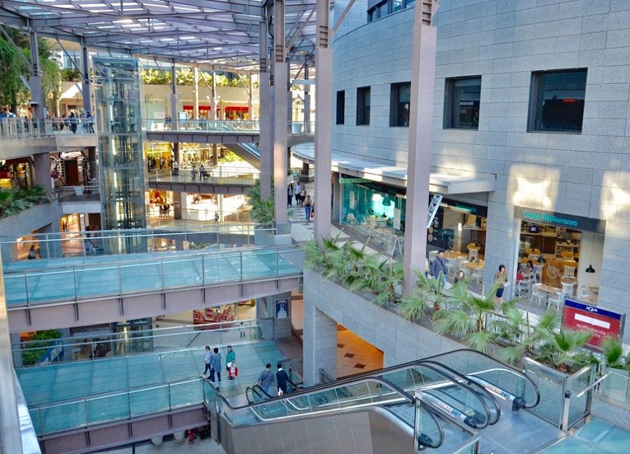 Calendario comercial 2026 en la Comunitat Valenciana: festivos y domingos de comercios abiertos