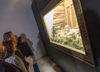 Una gran exposición gratuita reúne 18 dioramas belenistas restaurados que sobrevivieron a la dana