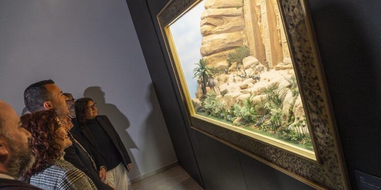 Una gran exposición gratuita reúne 18 dioramas belenistas restaurados que sobrevivieron a la dana