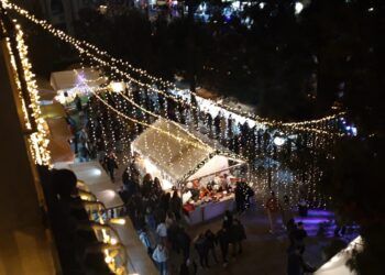 Fira de Nadal del Lluís Vives 2025, un planazo familiar con actividades en el centro de Valencia
