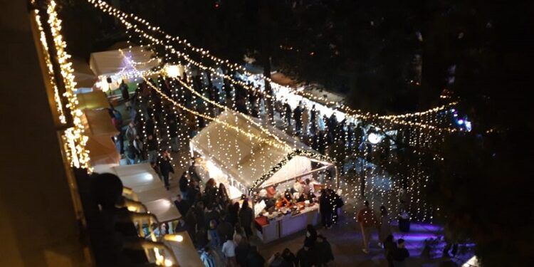 Fira de Nadal del Lluís Vives 2025, un planazo familiar con actividades en el centro de Valencia