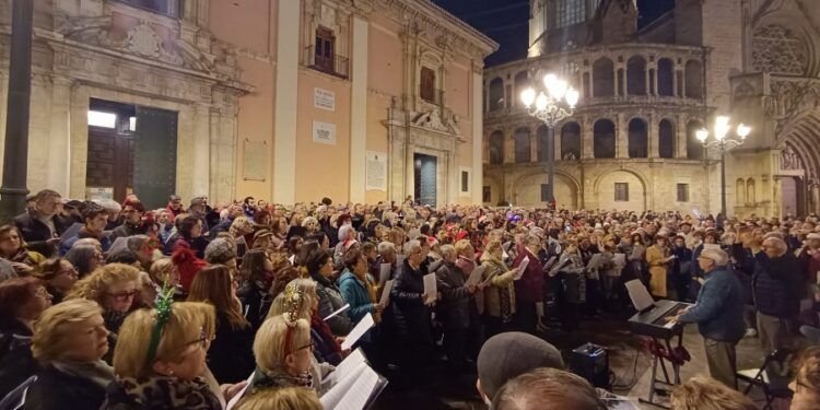 25 corales y más de 600 voces llenarán de villancicos el centro de Valencia este próximo sábado