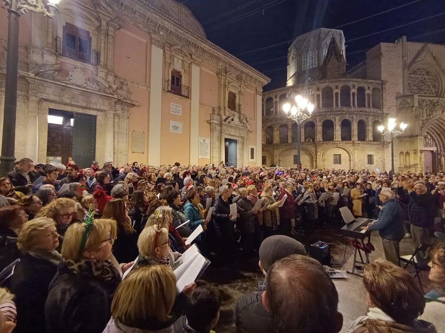 25 corales y más de 600 voces llenarán de villancicos el centro de Valencia este próximo sábado