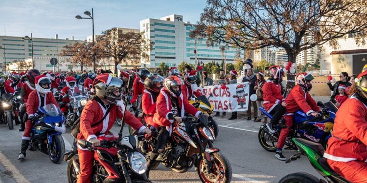 Miles de moteros llenarán la ciudad de Valencia de ilusión en la 10ª Papanoelada Motera Solidaria
