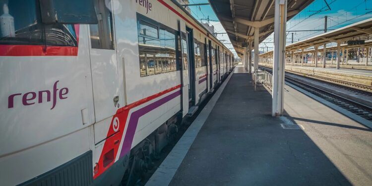 Luz verde al Abono Único para viajar sin límites y a la prorroga de ayudas al transporte para 2026