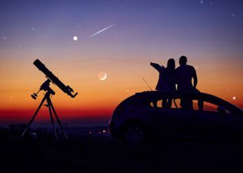 Calendario astronómico en 2026: guía con todos los eclipses, superlunas y lluvias de meteoros