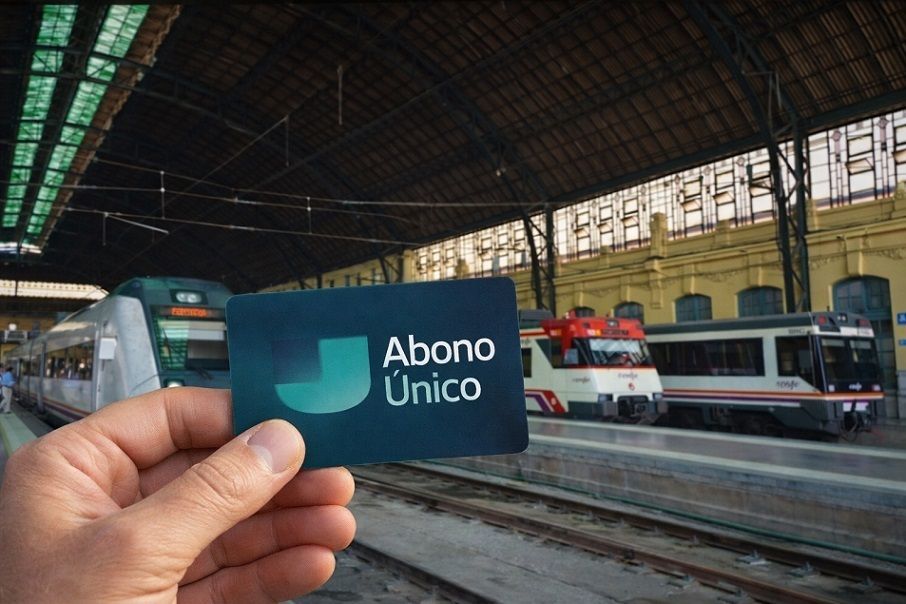 El Abono Único sale a la venta con viajes ilimitados en trenes y autobuses por toda la red estatal