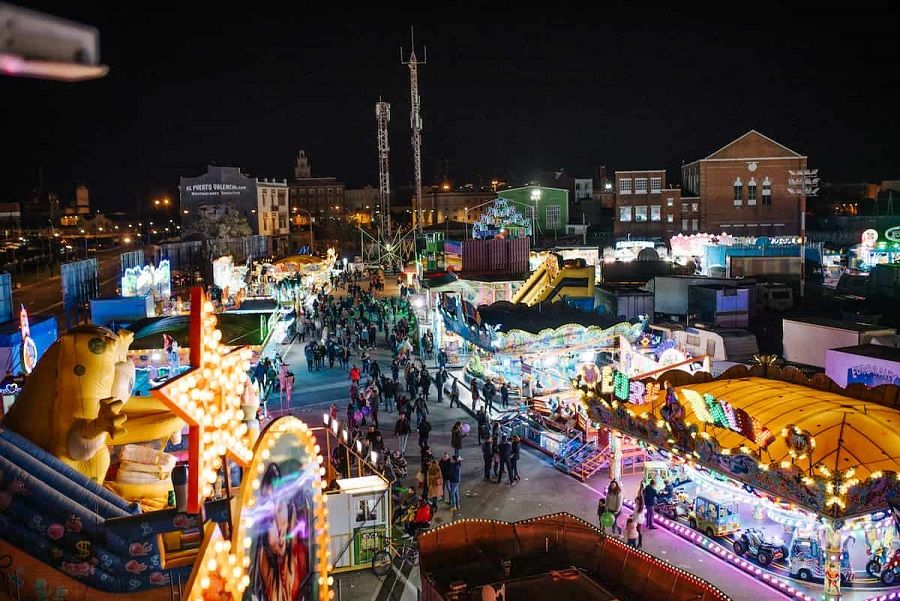La Feria de Atracciones de Valencia se despide con los Días del Niño, tres días de precios populares