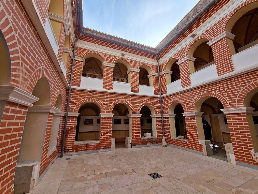 MUCBE de Benicarló, de convento franciscano del s. XVI a museo que revive la historia benicarlanda