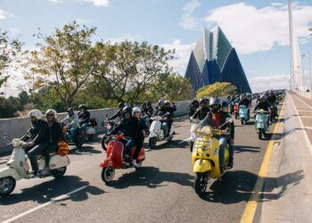 Más de 1.100 Vespas y Lambrettas se darán cita en Valencia con la matinal de Vespalafalla 2026