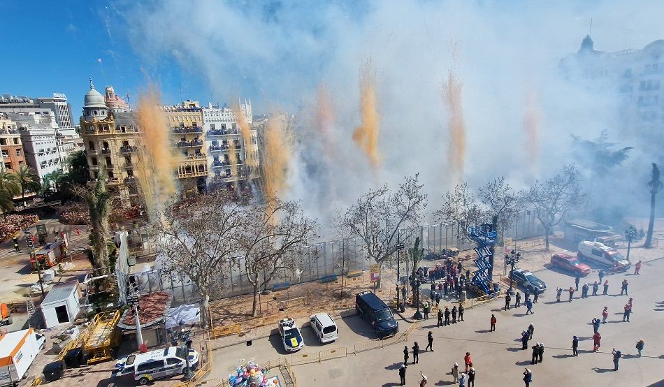 Calendario pirotécnico Fallas 2026, programación completa con todas las mascletaes y castillos