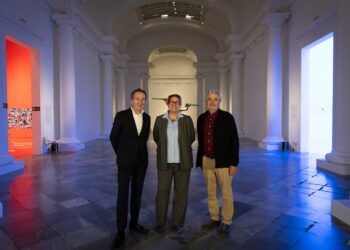 Valencia acoge la primera gran exposición retrospectiva en España del pionero del videoarte