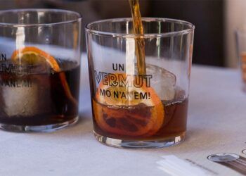 Fiesta del vermut este sábado en el Cabanyal para disfrutar brindando, comiendo y bailando