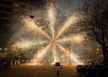 La pirotecnia experimental vuelve a Valencia con cinco espectáculos en Pólvora a la Vespra 2026