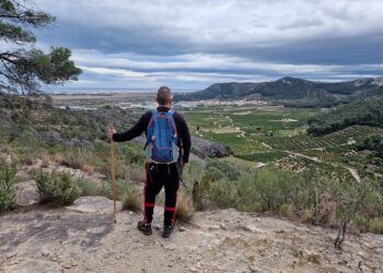 La Serreta de la Barcella, un sencillo y bello recorrido circular con vistas entre Xeraco y Xeresa