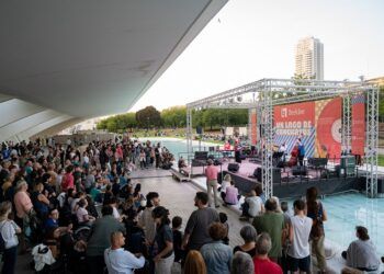 Vuelve ‘Un Lago de Conciertos’ gratuitos a la Ciutat de les Arts i les Ciències de Valencia