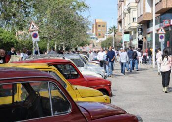 La gran concentración de clásicos de Moncada reunirá a más de 600 coches y motos históricas