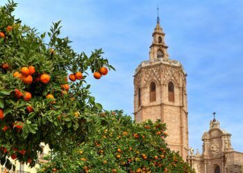 Valencia celebra el 600 aniversario del Micalet con un concierto único en la plaza de la Reina