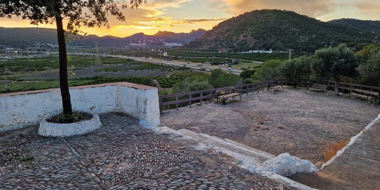 La ermita de Sant Cristòfol de Sagunto, una sencilla ruta a un cerro con vistas espectaculares