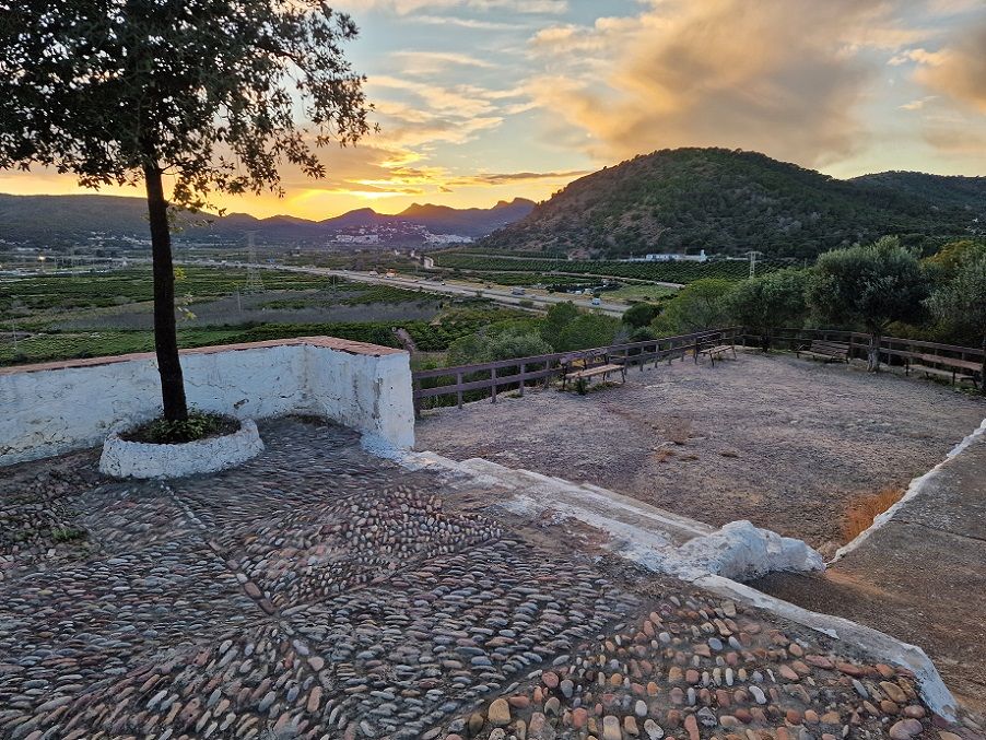 La ermita de Sant Cristòfol de Sagunto, una sencilla ruta a un cerro con vistas espectaculares