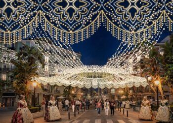 La Falla Cuba-Puerto Rico presenta su proyecto de luces en busca de su octavo triunfo consecutivo