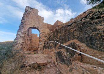 El Barranc de la Caritat y el Castillo de Benalí, una ruta entre molinos y memoria árabe en Aín